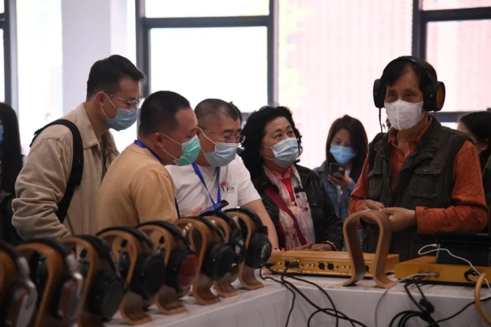 知名乐队|最后一天的音乐盛宴，不容错过！