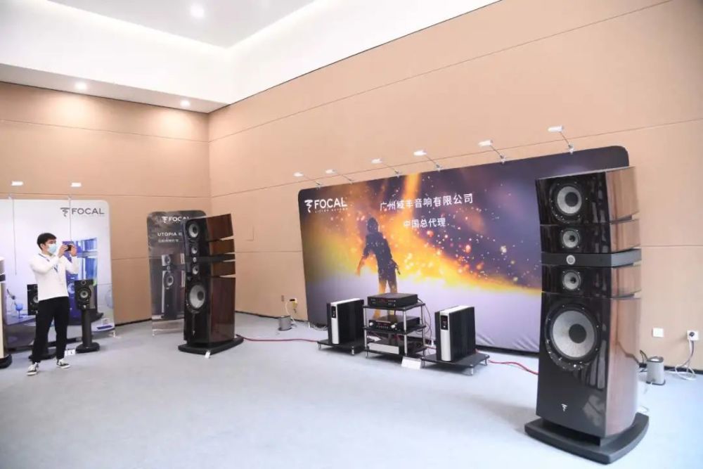 知名乐队|最后一天的音乐盛宴，不容错过！