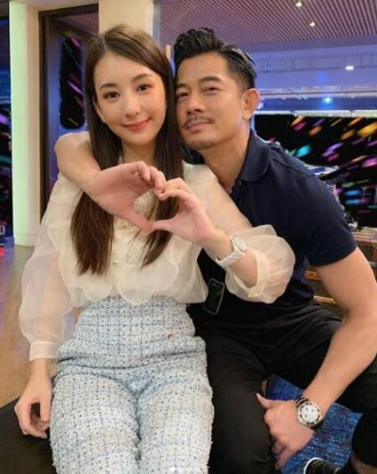 方媛|方媛带3岁大女儿理发，第一次剪发的郭咏希，乖巧懂事超配合