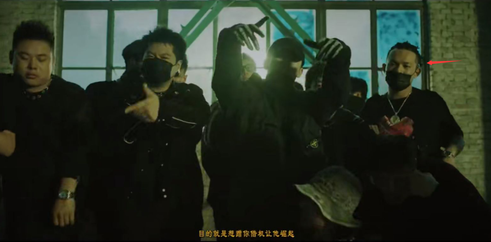 pgone|PGONE发布新歌MV，黄旭在其中露脸，大量水军刷好评是想复出？