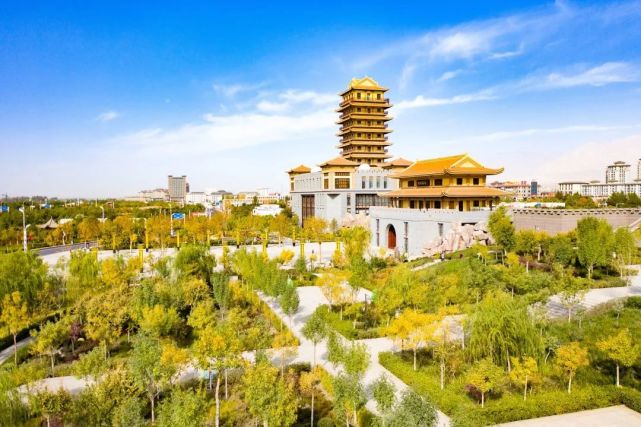 实拍铁门关的秋天美如画