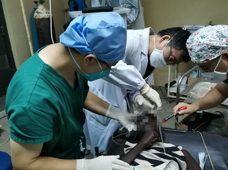 延大附院完成首例高位硬膜外麻醉下vats肺楔形切除术