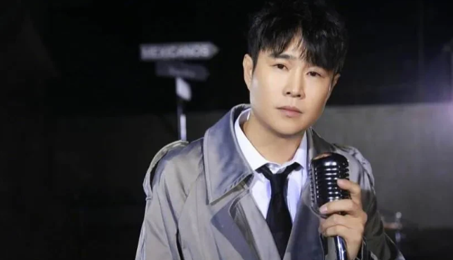 小沈阳|消失的喜剧人，回不来的小沈阳，人呐！只管往前走，莫回头