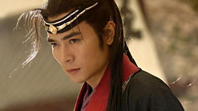 82岁武则天容光焕发,为何退位不到一年暴毙?专家:生活太乱!