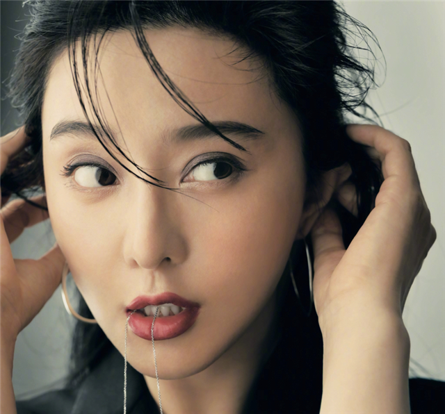 范冰冰|电影《355》定档范冰冰正式复出，走出两年前被软禁4个月阴影