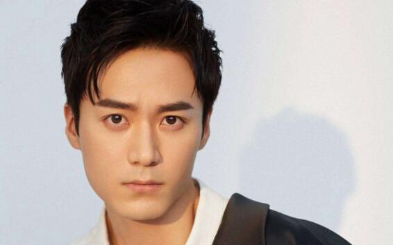 赵丽颖|他被自己签约的老板坑了7年，落魄时赵丽颖拉了一把，现在片约不断