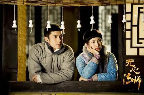 金晨|她终于傍上条粗腿了