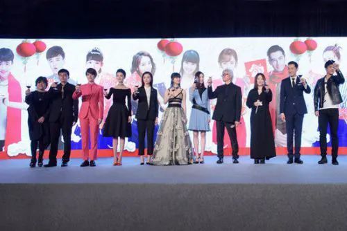 金晨|她终于傍上条粗腿了