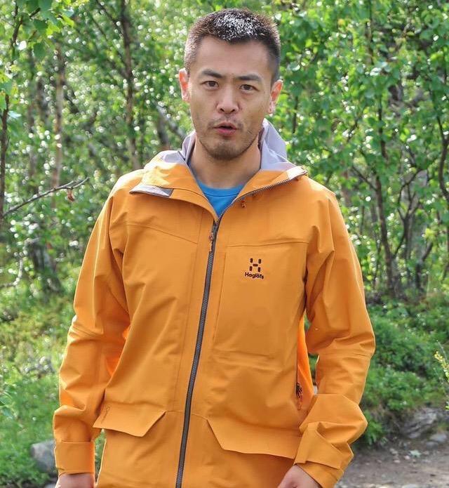 刘銮雄|刘銮雄反骨儿子帅而多金，偏爱灰姑娘，放弃10年的妻子和龙凤胎