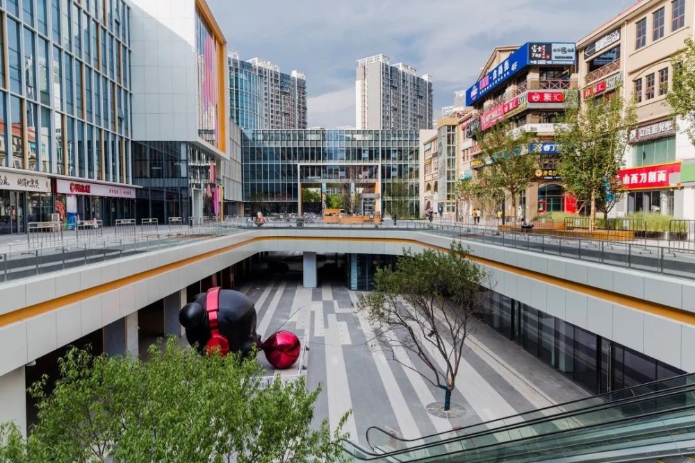 望京小街|十一假期超10万人次打卡！望京小街“腾笼换鸟”焕发新活力