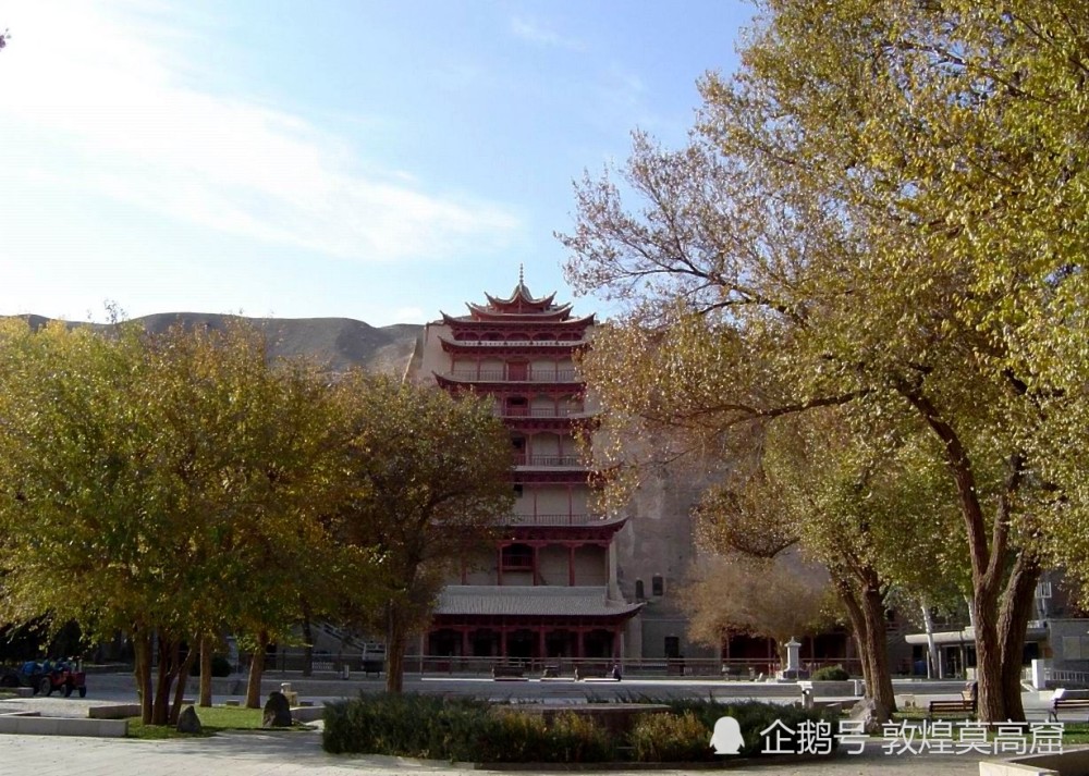 莫高窟|在敦煌莫高窟“面壁”是一种什么样的体验？