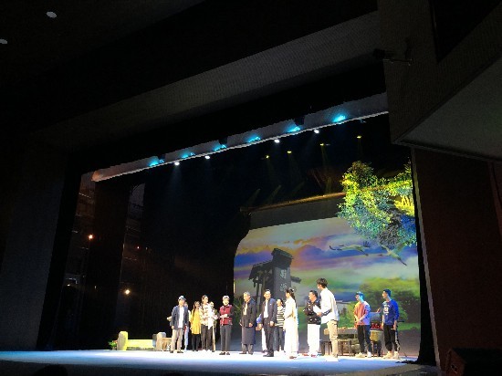 川西坝上|话剧《川西坝上》上演 讲述成都郫都乡村振兴故事