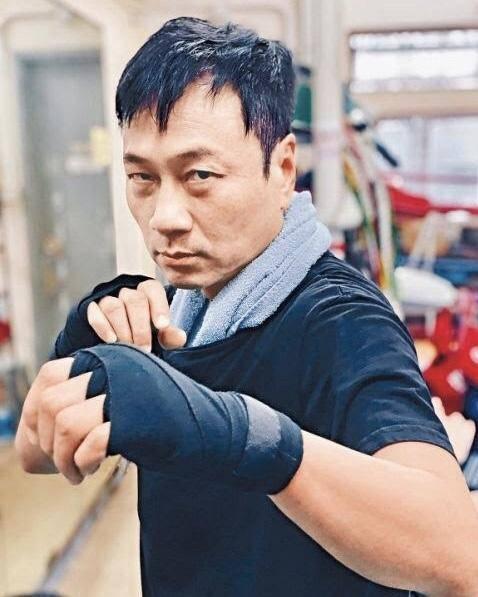 打上瘾视帝黎耀祥为拳王做足准备直言比杀手辛苦