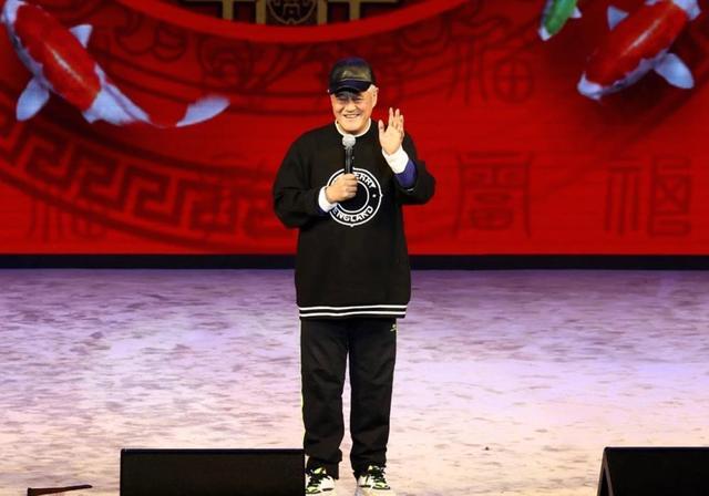 赵本山|谣言再起！赵本山又被传被捕入狱，本尊登刘老根大舞台实力辟谣