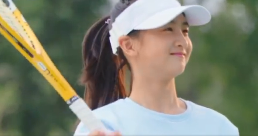 森碟|田亮女儿森碟解锁新代言，骑车练瑜伽展运动天赋，一双长腿太优越