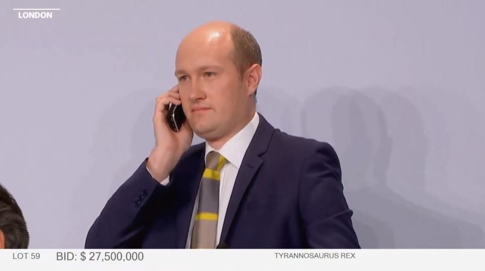 化石|2.16亿元！史上最贵恐龙化石横空出世