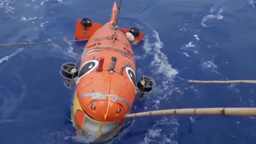 海斗一号|人类的探测器潜入10000多米深的马里亚纳海沟，发现了什么？