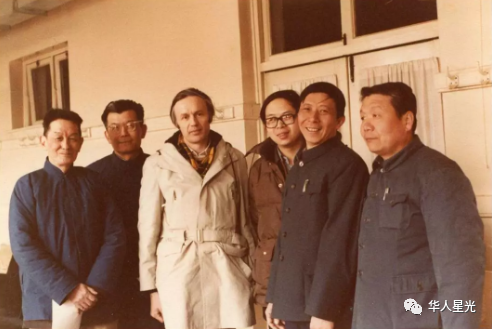 洪朝生|巨星陨落，却举国无声！遗憾今天以这种方式认识您……