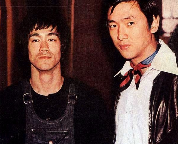 王羽|乌龙！“独臂刀王”王羽并未去世，但是晚景凄凉5年无法正常进食