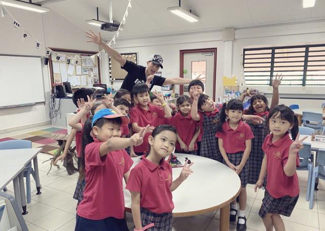 吴尊|吴尊一家四口庆生，带儿女捐善款当作自己的生日礼物，正能量爆棚