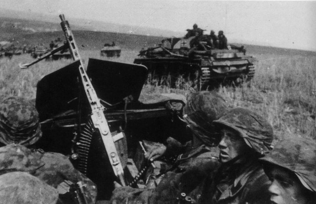 二战德军最惨烈突围战,维京师险被全歼,将军没有登机逃走而是选择战斗