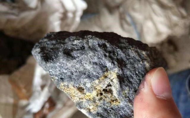 中国做出重大决定宣布减少锑矿出口美希望能以大局为重