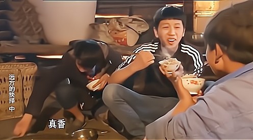 王境泽一改往日低调现身活动现场受够了真香叫我更香男孩