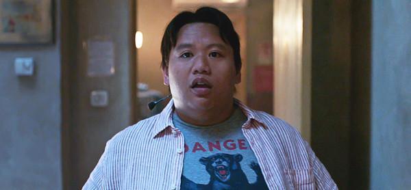 24岁雅各巴塔伦(jacob batalon)是美国籍,菲律宾裔男星,在漫威电影