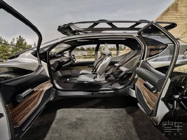 国产动画《灵笼》惊现奥迪概念车 展示未来设计方向_腾讯新闻