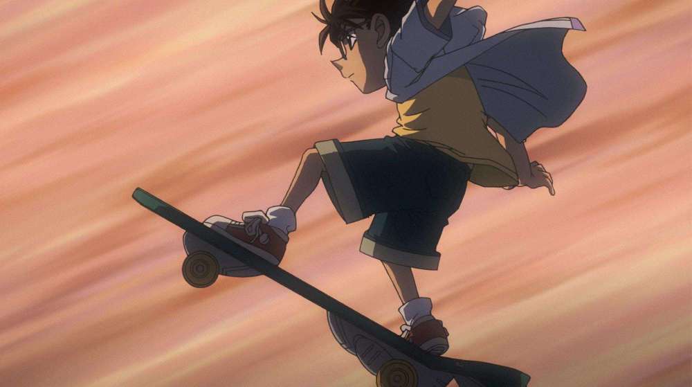 男子制作出柯南同款滑板,时速最高可达20公里,还是四轮驱动_腾讯新闻