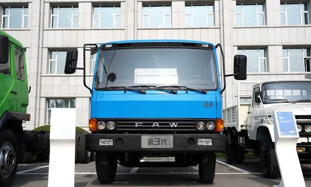 解放六平柴速评:它是解放卡车平头化柴油化的代表_腾讯新闻