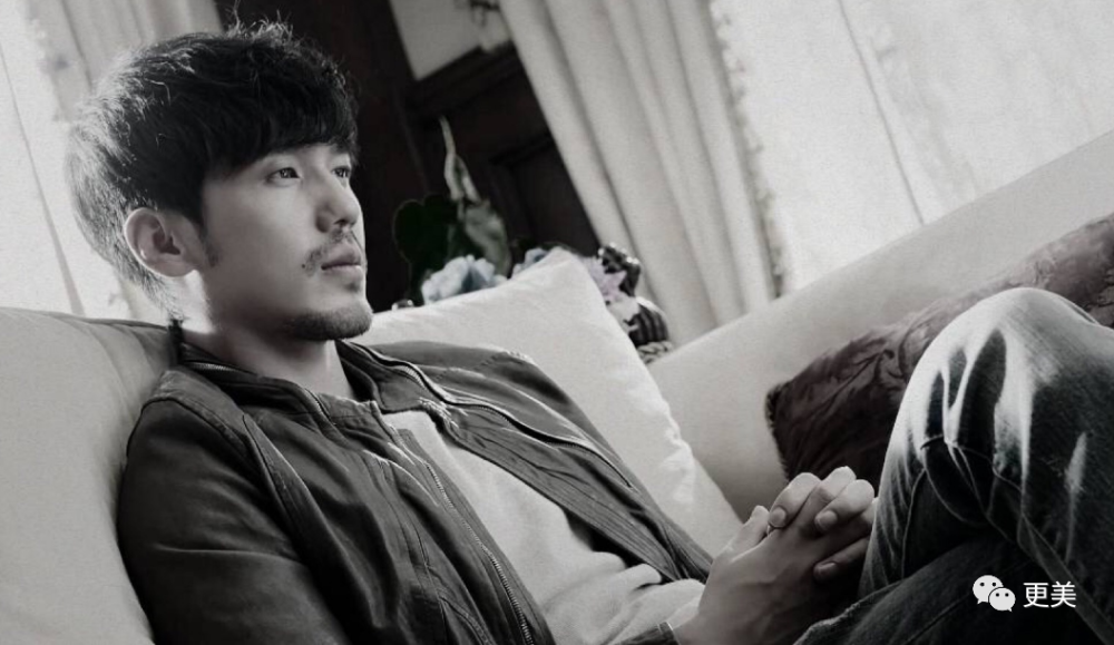 朱一龙|朱一龙隐婚生子还疑似移情女演员？他摊上大事了…