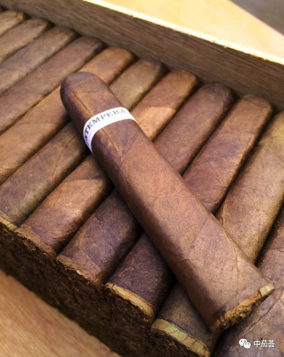 盒压雪茄是什么