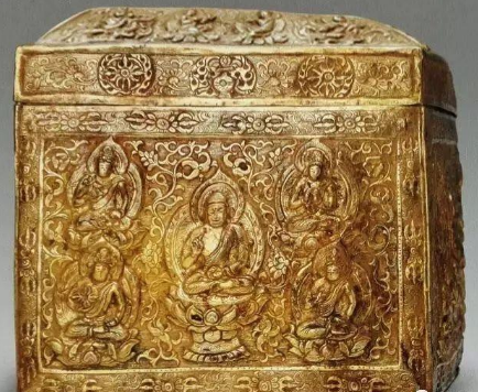 中国瓷器|收藏瓷器开篇：神秘“法门寺”出土秘密颜色“秘色瓷”