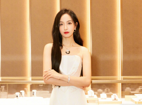 金鹰女神|金鹰女神再现两强争霸！宋茜从第四蹿升至第二，紧追第一名谭松韵