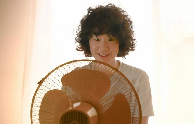 迪丽热巴|迪丽热巴入围釜山电影节，与金惠秀角逐视后，凤九凭实力出圈