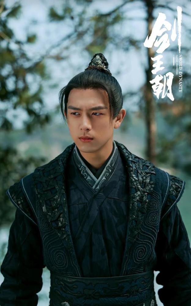 迪丽热巴|迪丽热巴入围釜山电影节，与金惠秀角逐视后，凤九凭实力出圈