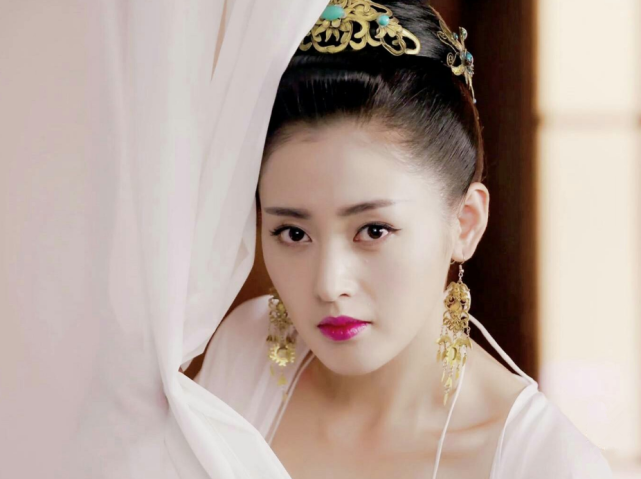 太子妃升职记 演员现状 张天爱更美了 郭俊辰人气高 而他弯道超车 太子妃升职记 张天爱 郭俊辰 盛一伦