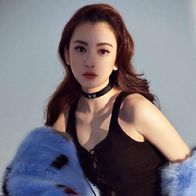 方媛|方媛父亲：与女婿同龄从小听他的歌长大，全家靠女儿过上富贵生活