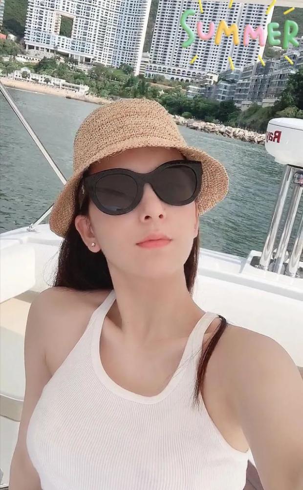 方媛|方媛父亲：与女婿同龄从小听他的歌长大，全家靠女儿过上富贵生活