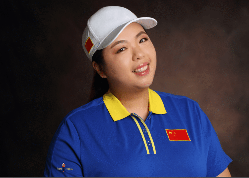 冯珊珊于家乡广州开高尔夫俱乐部,"老朋友"比音勒芬暖心送祝福