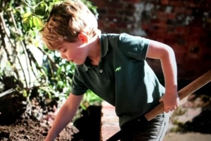 小乔治|小乔治太善良，看到物种灭绝非常难过，问爸爸为什么会这样？