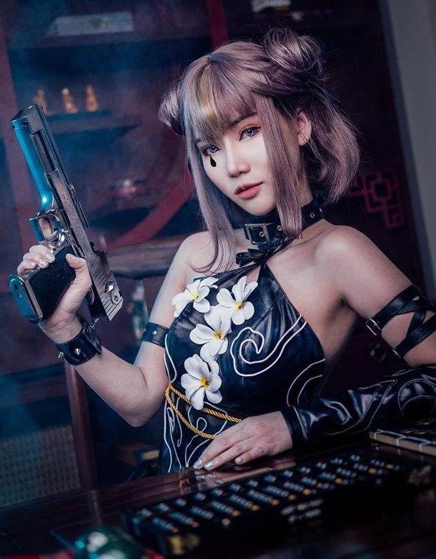 和平精英国风短发美女cos一张倾城妖孽脸惊艳全场