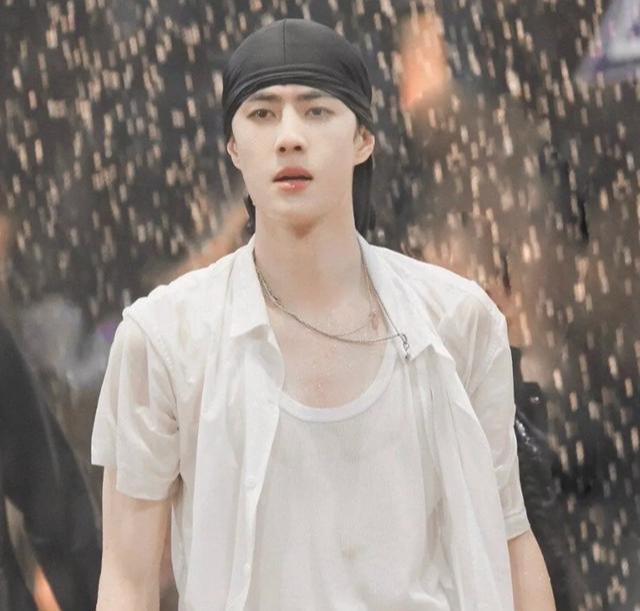 网红|女网红自曝被一线男星求约，吴亦凡王一博躺枪，各方粉丝火速辟谣