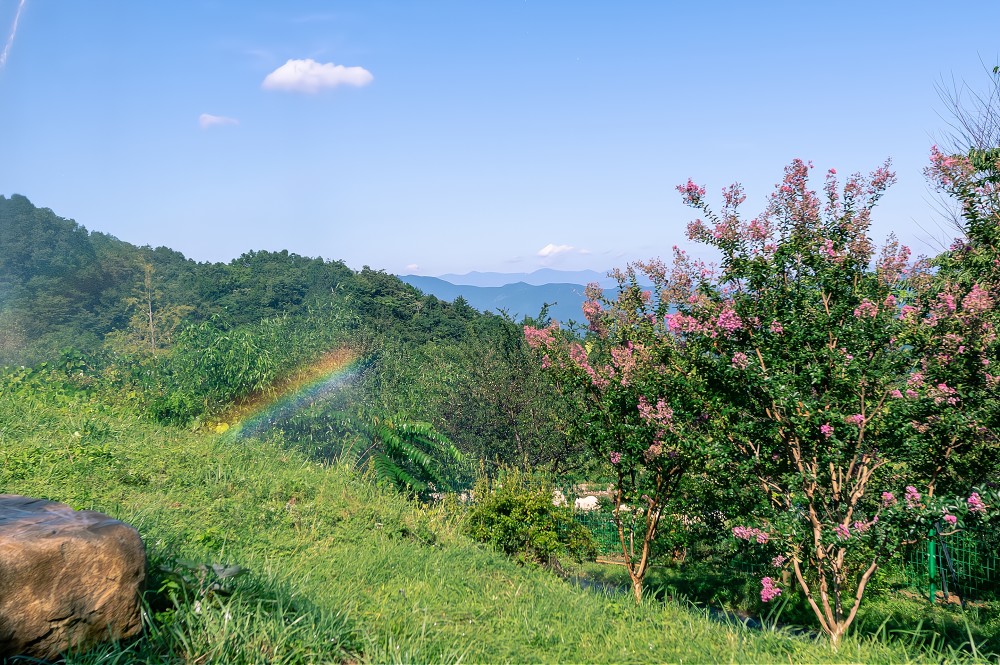 大別山主峰白馬尖，堪稱“安徽最難爬的山”！