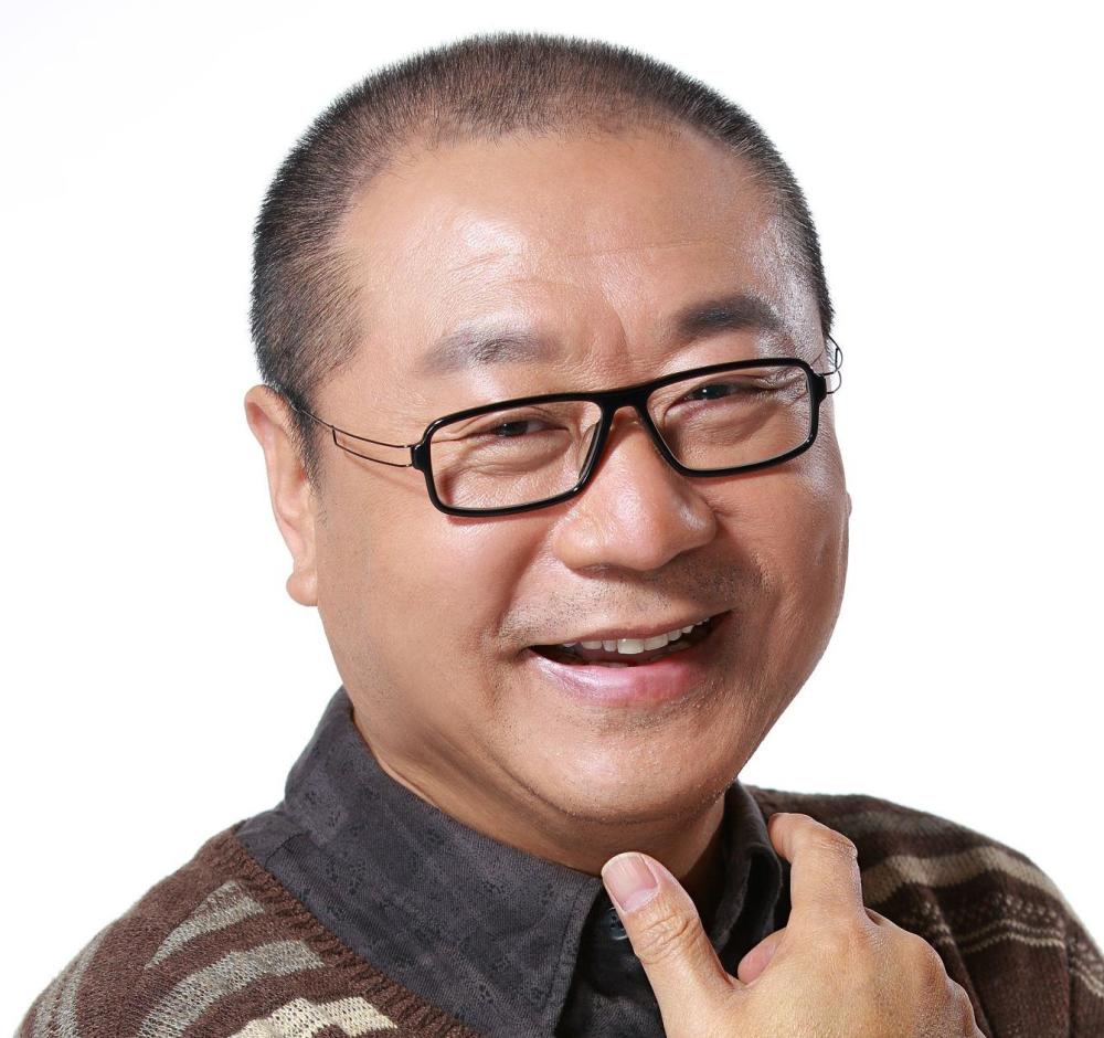 范伟|范伟，老戏骨用实力碾压黄渤、张译等新一代演技派演员