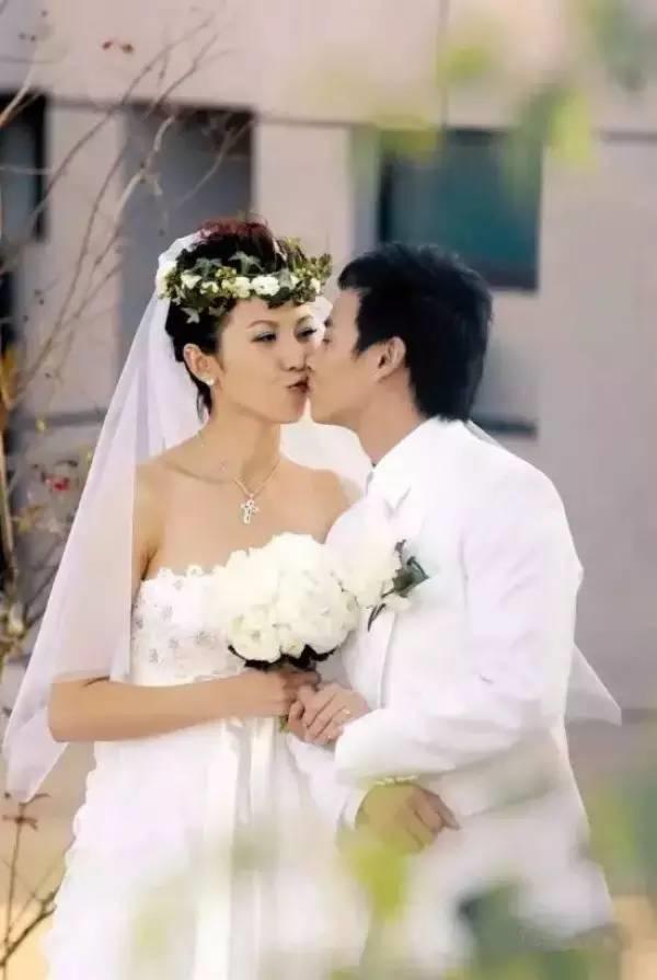 蔡少芬|洪欣49岁生日不理张丹峰，同得大刘青睐，同嫁凤凰男，她终不如蔡少芬幸运