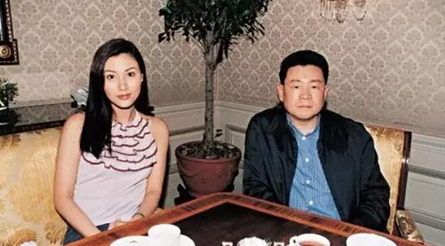 蔡少芬|洪欣49岁生日不理张丹峰，同得大刘青睐，同嫁凤凰男，她终不如蔡少芬幸运