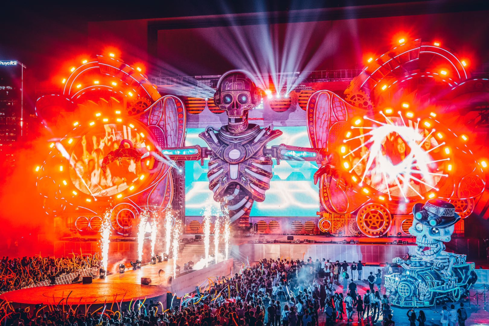 花车夜巡,电音派对……广州长隆这次万圣节的"重金"下在了哪?