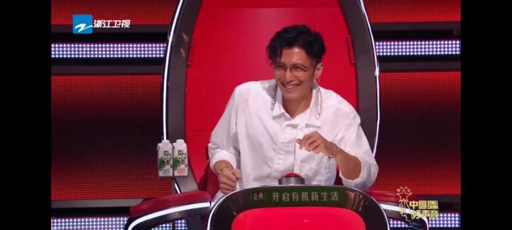 谢霆锋|《中国好声音》：为何谢霆锋明知结局，却依旧奔着输而去